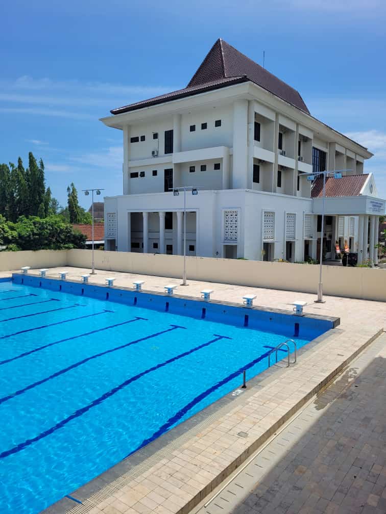 Kolam Renang UNY