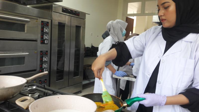 Kegiatan Praktikum Tata Boga