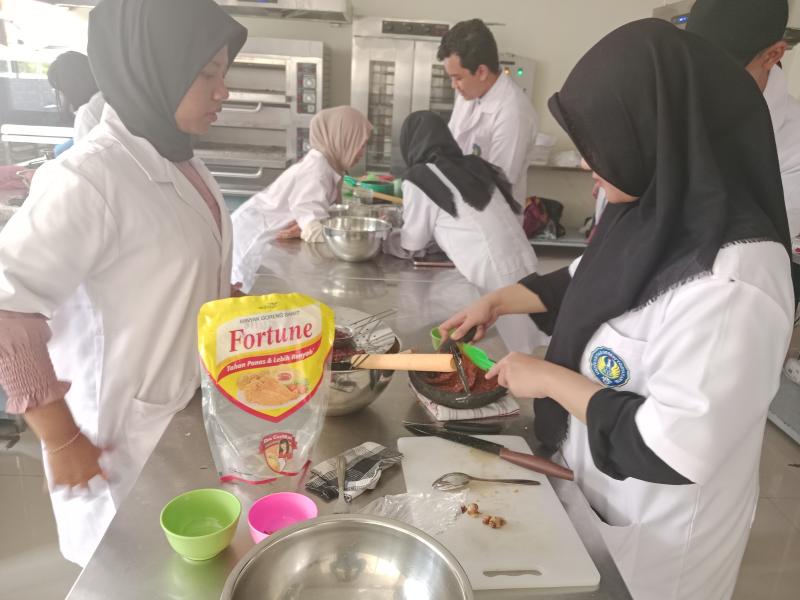 Kegiatan Praktikum Tata Boga